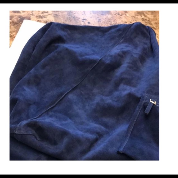 The Row Bindle Suede Bag! - Picture 8 of 8